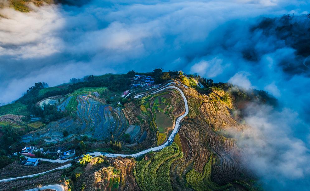 哀牢山部分区域已被开发成景区(哀牢山部分区域已被开发成景区了)